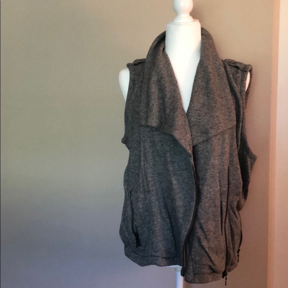 Gap Sweat Vest